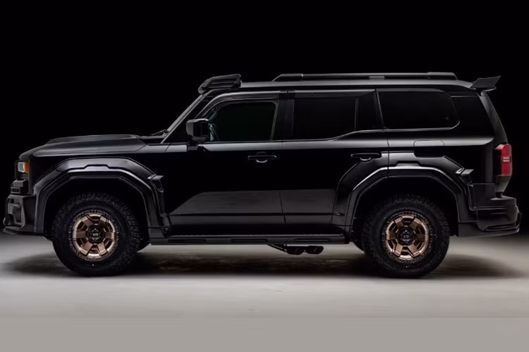 Được đặt tên là Toyota Land Cruiser 250 tại quê nhà Nhật Bản và là Toyota Land Cruiser ở các quốc gia còn lại trên thế giới, mẫu xe này được lắp ráp tại thủ đô Tokyo của xứ sở mặt trời mọc và tại Thành Đô, Trung Quốc bởi FAW Toyota.