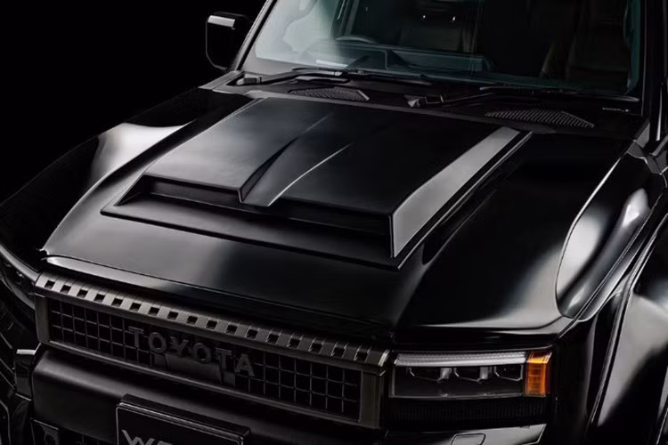 Chiếc Land Cruiser thế hệ mới của Toyota đã chứng minh được sức mạnh của mình trong mọi tình huống, cho thấy nó xứng đáng mang cùng biệt danh với những người tiền nhiệm mang tính biểu tượng.