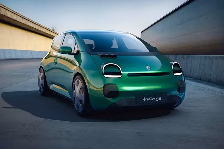 Renault Twingo sắp bước sang thế hệ thứ tư, nhưng một loạt ảnh rò rỉ đã nhanh chóng lan truyền trên mạng xã hội, hé lộ rõ ​​nét cả ngoại thất lẫn nội thất trước ngày ra mắt chính thức trong tuần này.