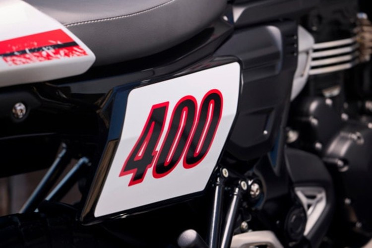 Về hiệu suất, Tracker 400 trang bị động cơ TR series 398cc, làm mát bằng chất lỏng, xy-lanh đơn 4 van DOHC, sản sinh công suất 42 PS và mô-men xoắn 37,5 Nm, kết hợp hộp số 6 cấp cùng ly hợp trợ lực và chống trượt.