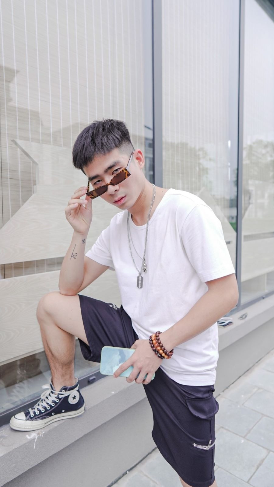 Bách Khỉ nổi lên với các video diễn xuất hài hước. Ảnh: Hà Quang Bách/Facebook.