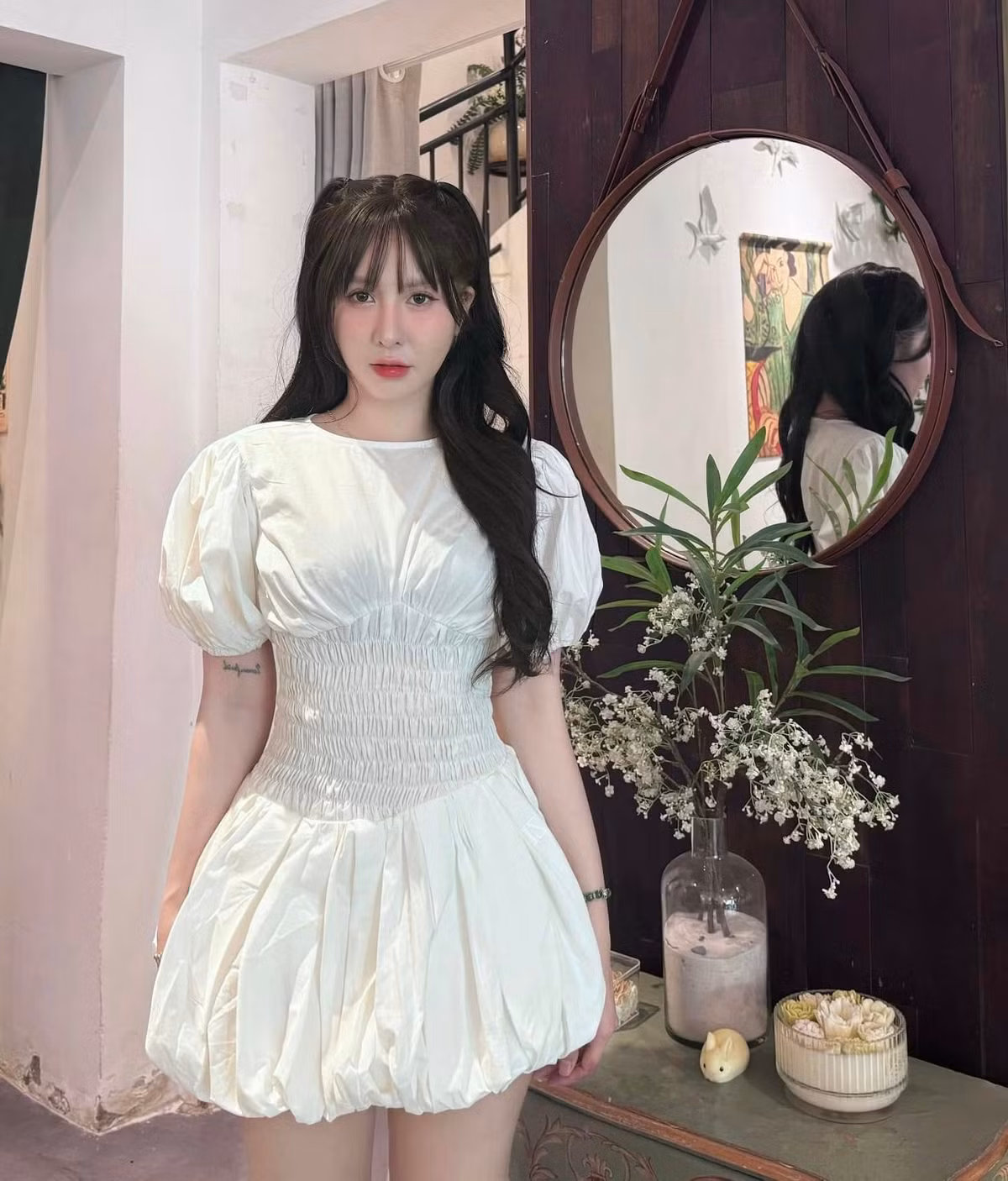 Hậu kết hôn và về chung nhà với chồng kém mình 9 tuổi, chuyện tình yêu của Ngân Sát Thủ là minh chứng cho tình yêu đích thực, đồng thời là cảm hứng cho nhiều người về việc theo đuổi hạnh phúc.