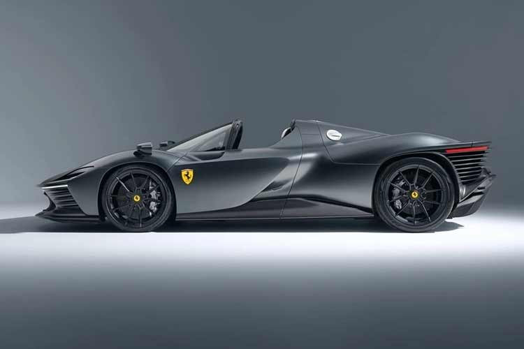 Novitec thực hiện dự án nâng cấp thủ công siêu xe Ferrari Daytona SP3 tại Stetten, Unterallgäu (Đức), nhằm tăng hiệu suất và thay đổi cơ chế vận hành. Ngoại hình của siêu xe được giữ nguyên bởi Daytona SP3 mang nguồn cảm hứng của các mẫu xe cổ điển Ferrari, đặc biệt là chiếc 330 P3/4.