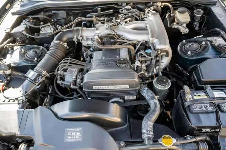 Chiếc Toyota Supra phiên bản kỷ niệm 15 năm 1997 được rao bán trên trang Cars and Bids, nhưng sau một tuần trực tuyến, giá đấu thầu đã dừng ở mức 55.000 USD và không đạt đến mức giá tối thiểu không được tiết lộ. Tuy nhiên, đại lý bán xe đã quyết định chốt giao dịch với giá 60.000 USD,, mức giá này vẫn thấp hơn nhiều so với giá bán thông thường của những chiếc xe cùng loại.