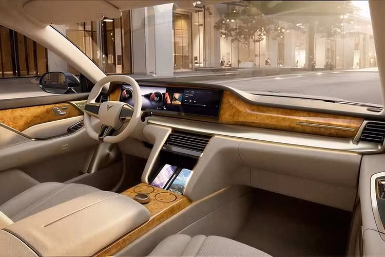 Không gian nội thất của Lạc Hồng 800S cũng được chăm chút tỉ mỉ từ những vật liệu cao cấp hàng đầu như da Nappa, gỗ quý và nhiều chi tiết mạ vàng đặc sắc.