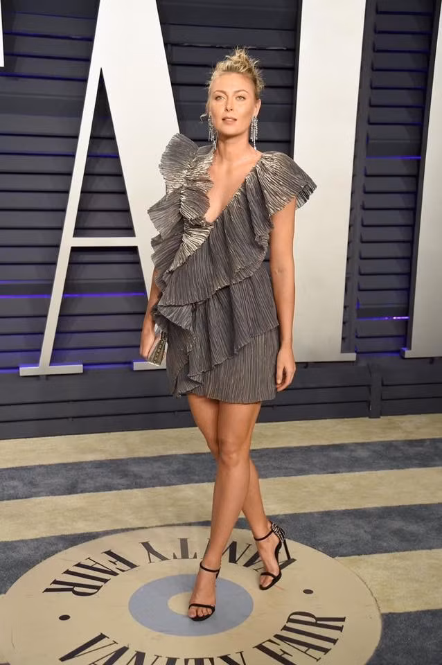 Ở tuổi 38, Sharapova vẫn là hình mẫu của thế hệ VĐV mới - những người biết cách chuyển mình từ đỉnh cao thể thao sang thương trường mà không đánh mất hào quang.