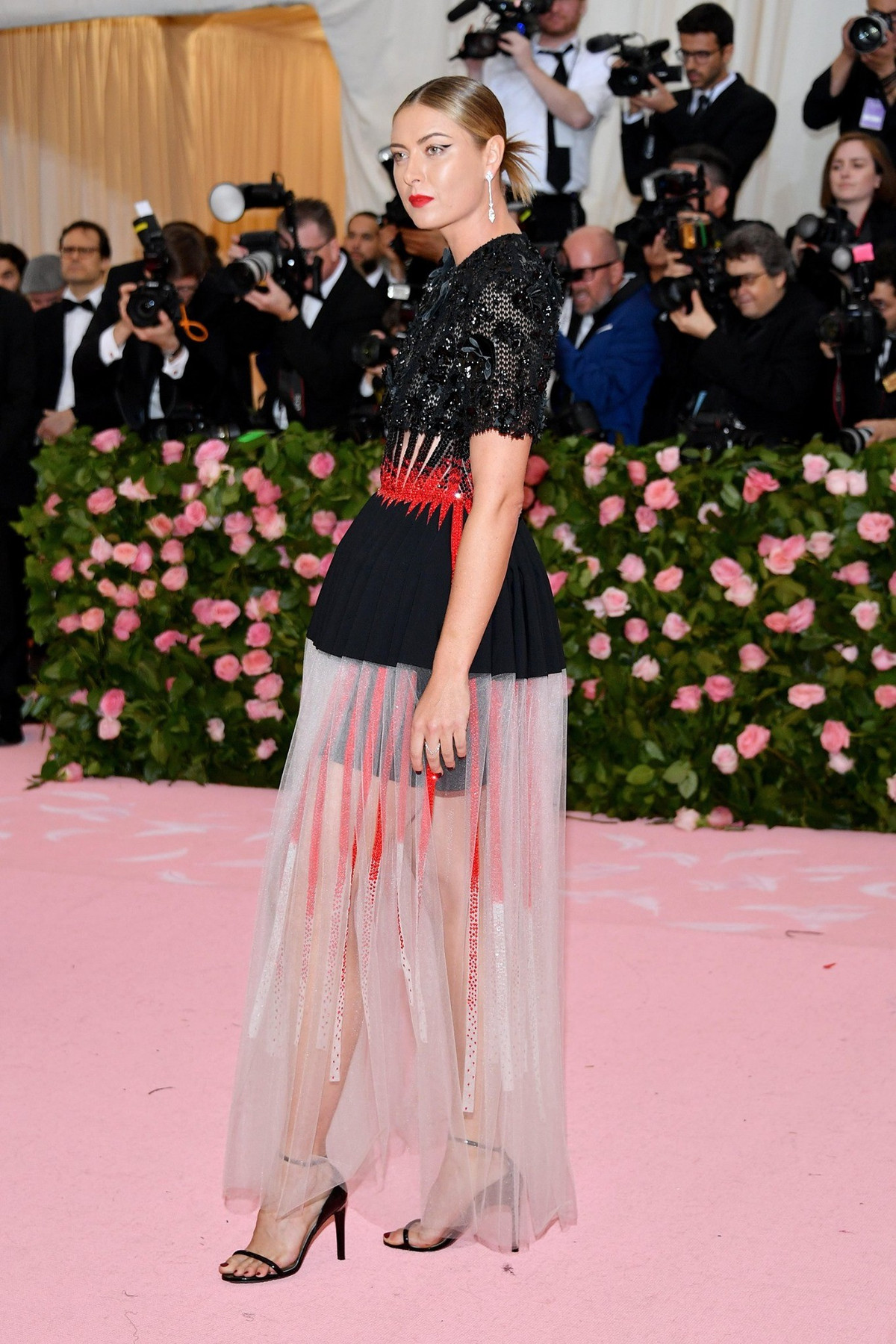 Giờ đây, Sharapova không còn cần đến cây vợt để chiến thắng. Cô làm điều đó bằng chiến lược, tầm nhìn và khả năng biến thương hiệu cá nhân thành sức mạnh tài chính.