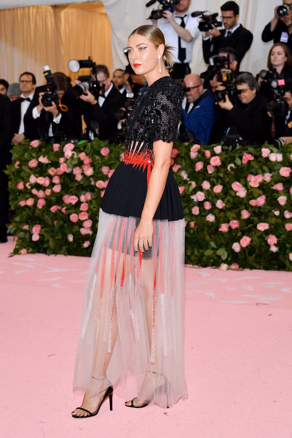 Giờ đây, Sharapova không còn cần đến cây vợt để chiến thắng. Cô làm điều đó bằng chiến lược, tầm nhìn và khả năng biến thương hiệu cá nhân thành sức mạnh tài chính.