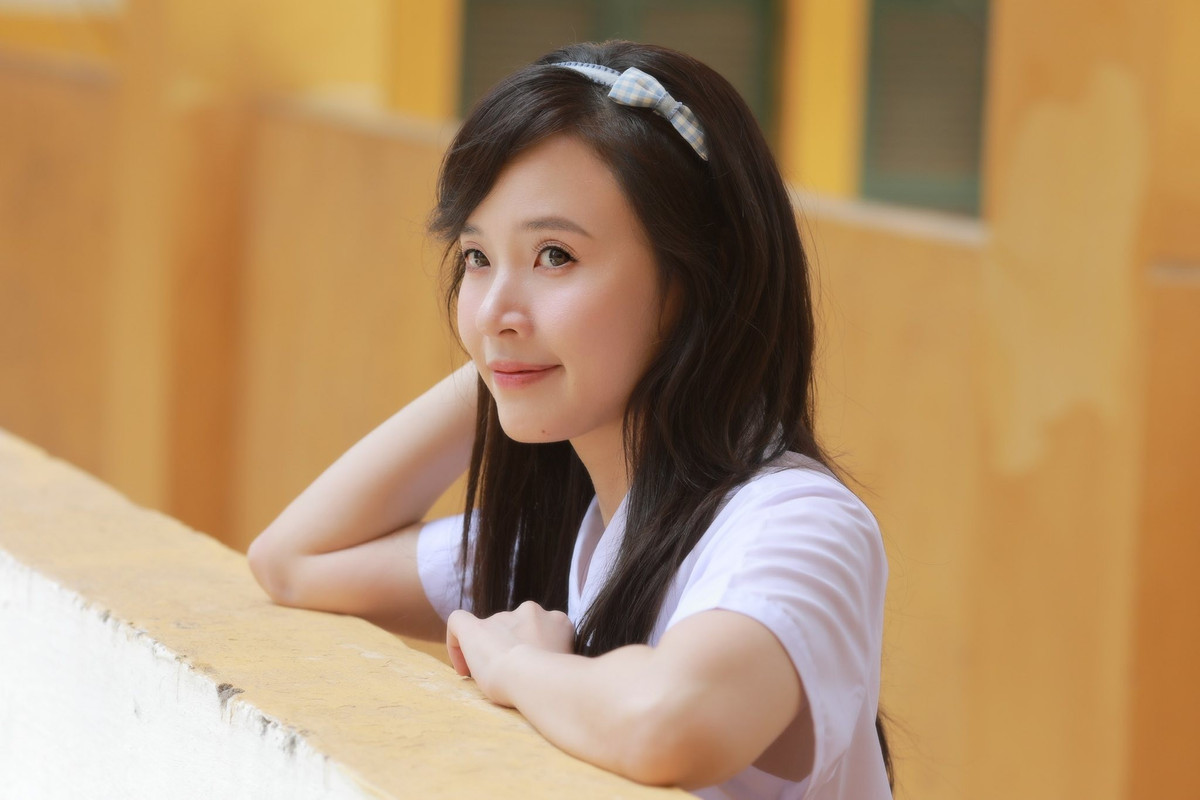 Trên trang cá nhân, thỉnh thoảng Midu cũng chia sẻ về công việc giảng viên. Cô dạy ngành Thiết kế thời trang của khoa Kiến trúc Mỹ thuật.