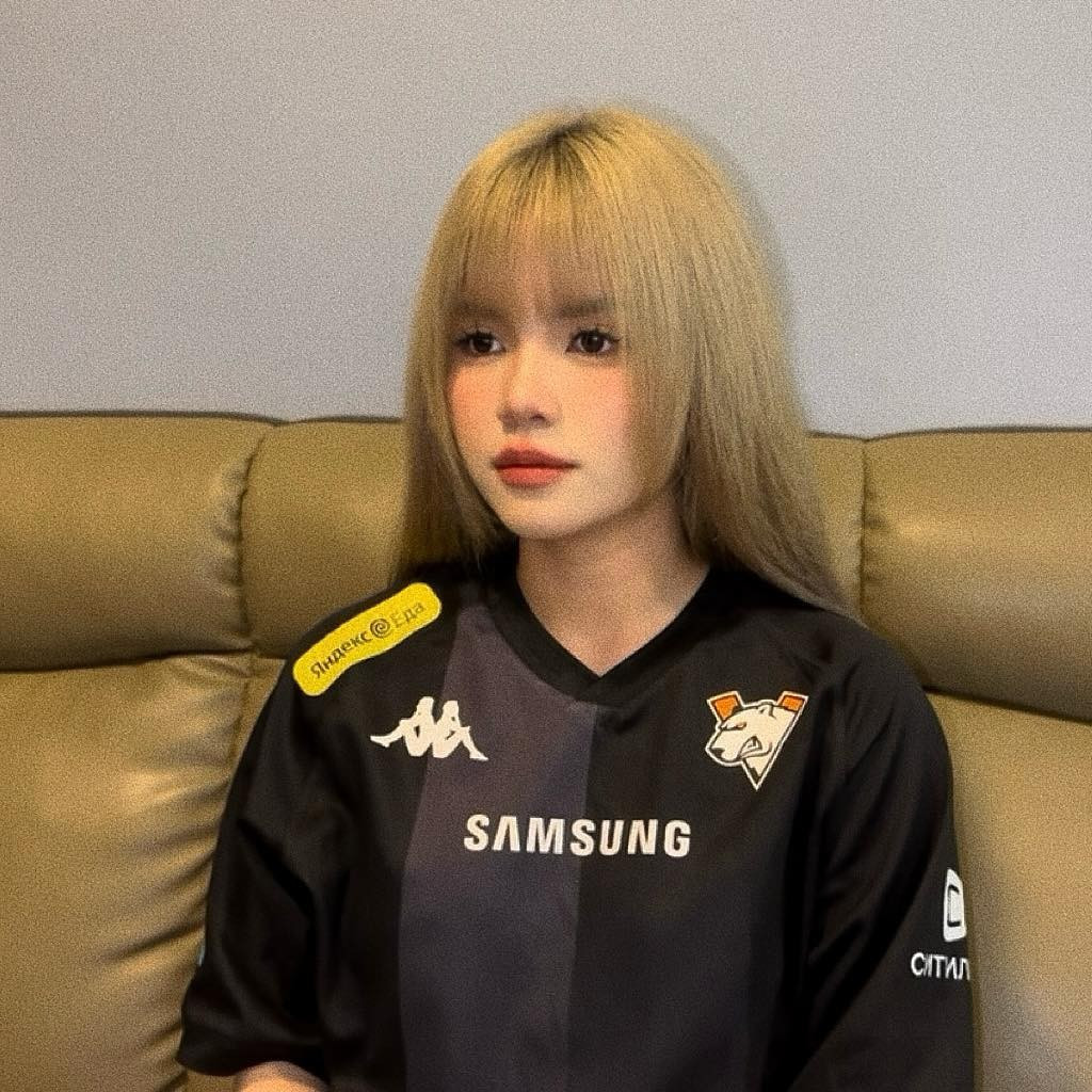 Ai cũng mong rằng nữ tuyển thủ trẻ tuổi này sẽ tiếp tục giữ phong độ, thi đấu thật bùng nổ và mang về kết quả tốt nhất cho Mobile Legends: Bang Bang Việt Nam tại SEA Games 33.