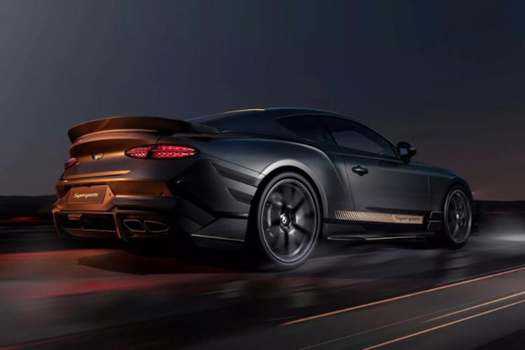 Bentley đã hợp tác với Manthey Racing để phát triển bộ mâm 22 inch dành riêng cho Continental GT Supersports. Hãng trang bị cho xe hệ thống phanh gốm–carbon đường kính 440 mm ở bánh trước, đây là một trong những bộ phanh lớn nhất từng xuất hiện trên xe thương mại.