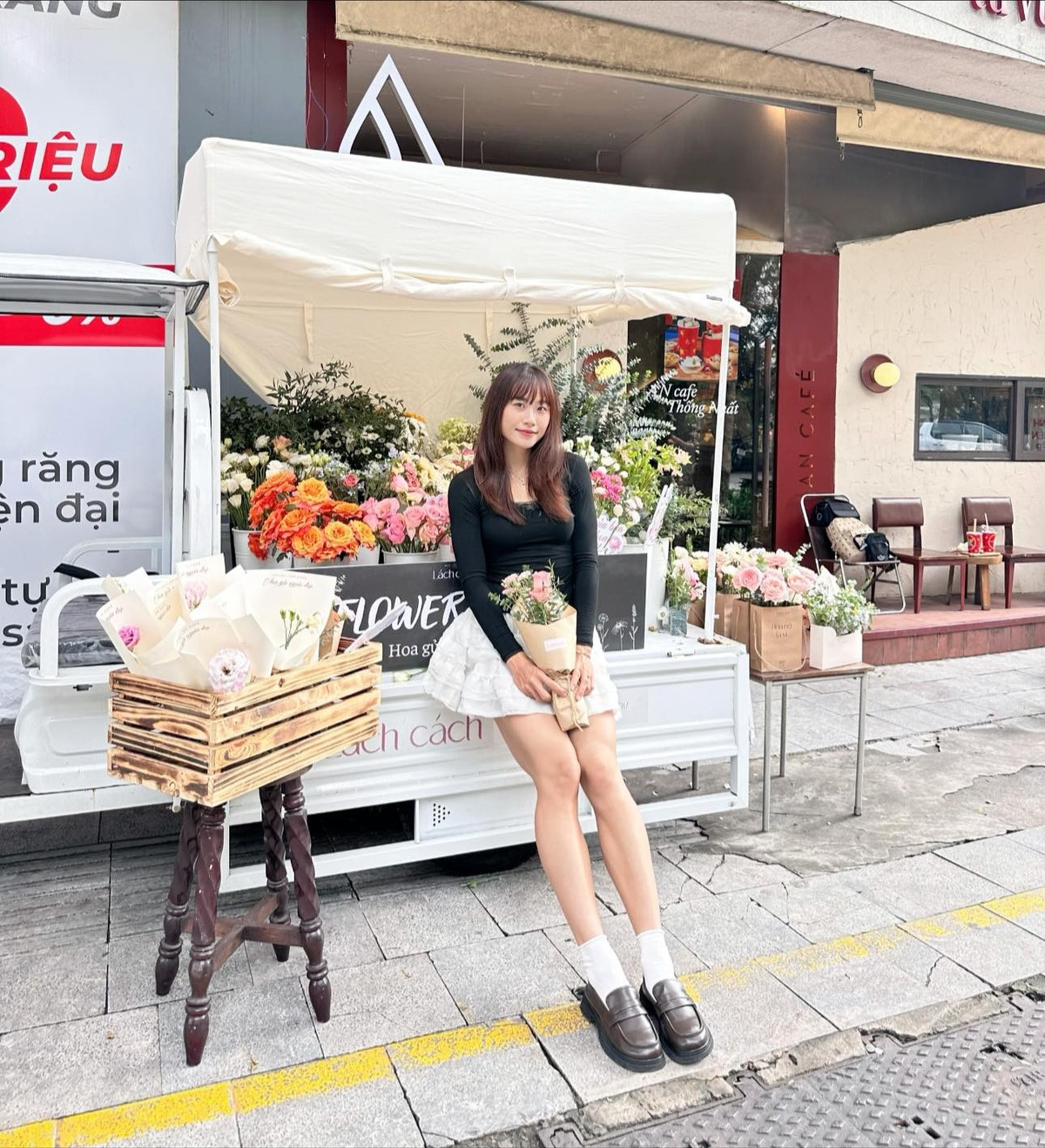 Ngoài chiếc huy chương vàng SEA Games 32, Mỹ Tiên từng giành huy chương vàng ở giải vô địch quốc gia năm 2024, 2025 với thành tích lần lượt 13 giây 38 và 13 giây 52.