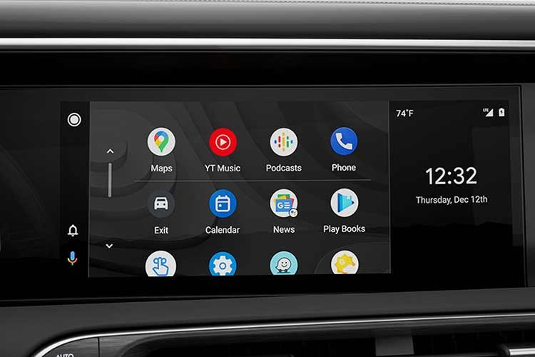 Xe có hệ thống chìa khóa thông minh Digital Key 2.0, màn hình kỹ thuật số 12,3 inch sau vô-lăng, màn hình giải trí 12,3 inch, âm thanh Bose 14 loa, điều hòa tự động 3 vùng, ghế chỉnh điện, ghế và vô-lăng sưởi, cùng ổ cắm V2L trong cabin.