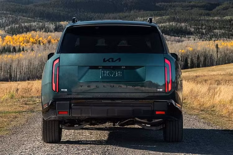 Với mức tiết kiệm này, người mua Kia Telluride Hybrid 2027 sẽ mất hơn 6 năm mới có thể bù lại khoản chênh lệch 2.700 USD chỉ tính riêng chi phí nhiên liệu. Đây là con số không quá hấp dẫn nếu xét dưới góc độ đầu tư tài chính thuần túy.