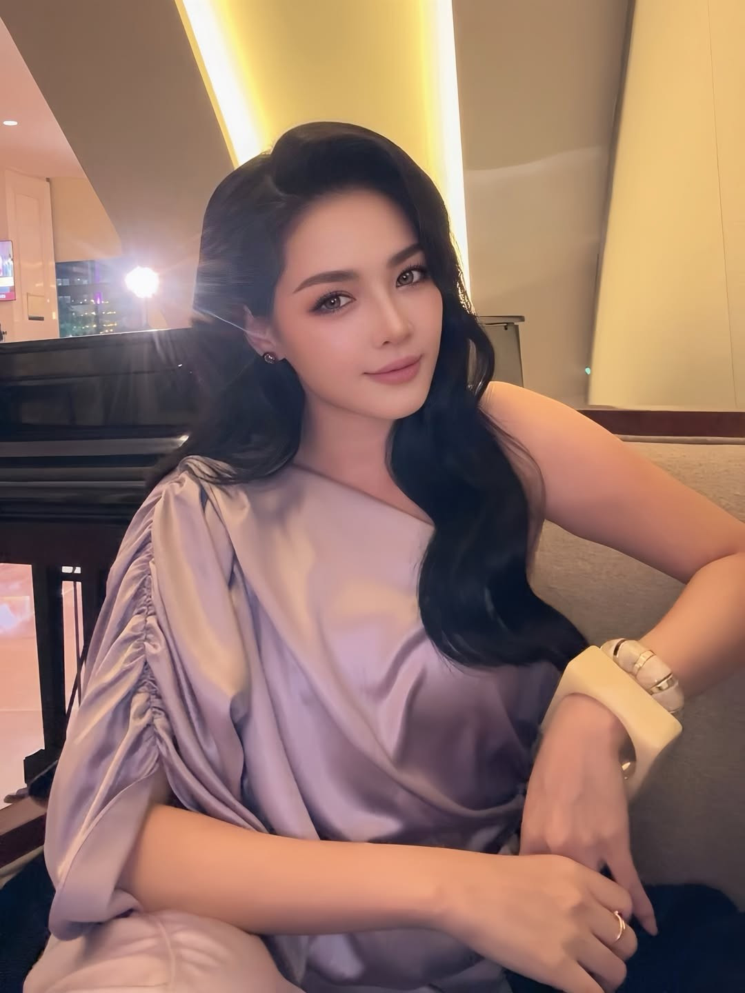 Hiện tại, Thanh Quỳnh xây dựng hình ảnh theo phong cách trưởng thành, sang trọng thay vì chỉ gắn với danh xưng “hot girl”. Những bộ ảnh thời trang, phong cách sống hay chia sẻ đời thường của cô đều hướng tới sự tinh tế, hiện đại. Cô cũng thường xuyên xuất hiện trong các sự kiện, hoạt động cộng đồng với diện mạo ngày càng cuốn hút.