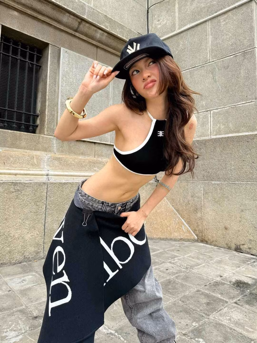 Được biết, Bảo Ngọc hiện đang làm KOL trong lĩnh vực thời trang, làm đẹp. Trên trang cá nhân của mình, cô chủ yếu đăng tải hình ảnh khoe outfit, check-in nhiều điểm du lịch và tận hưởng cuộc sống của mình. Ảnh sử dụng trong bài: Instagram nhân vật.