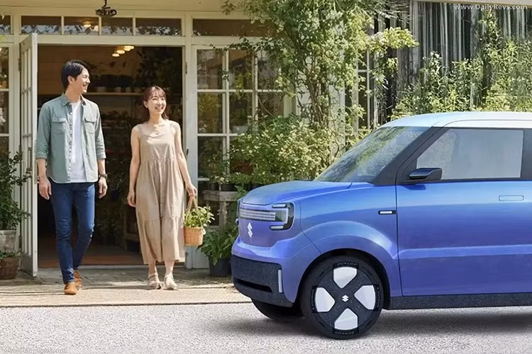 Phiên bản thương mại của Suzuki Vision e-Sky dự kiến sẽ ra mắt toàn cầu vào năm tài chính 2026. Dù chưa công bố thông số kỹ thuật cụ thể, Suzuki xác nhận Vision e-Sky có phạm vi di chuyển tối đa hơn 270 km.