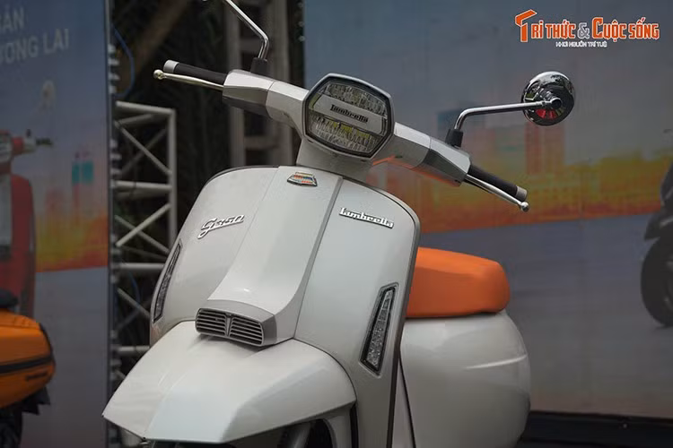 Ngay sau sự kiện, Lamscooter sẽ khai trương 7 showroom tiêu chuẩn 3S tại TP. Hồ Chí Minh và Đà Nẵng, đồng thời chuẩn bị mở rộng hệ thống ra Hà Nội. Dự kiến trong năm 2026, thương hiệu sẽ tiếp tục mở thêm 18 showroom tại các thị trường trọng điểm, từng bước xây dựng cộng đồng người yêu Lambretta tại Việt Nam.