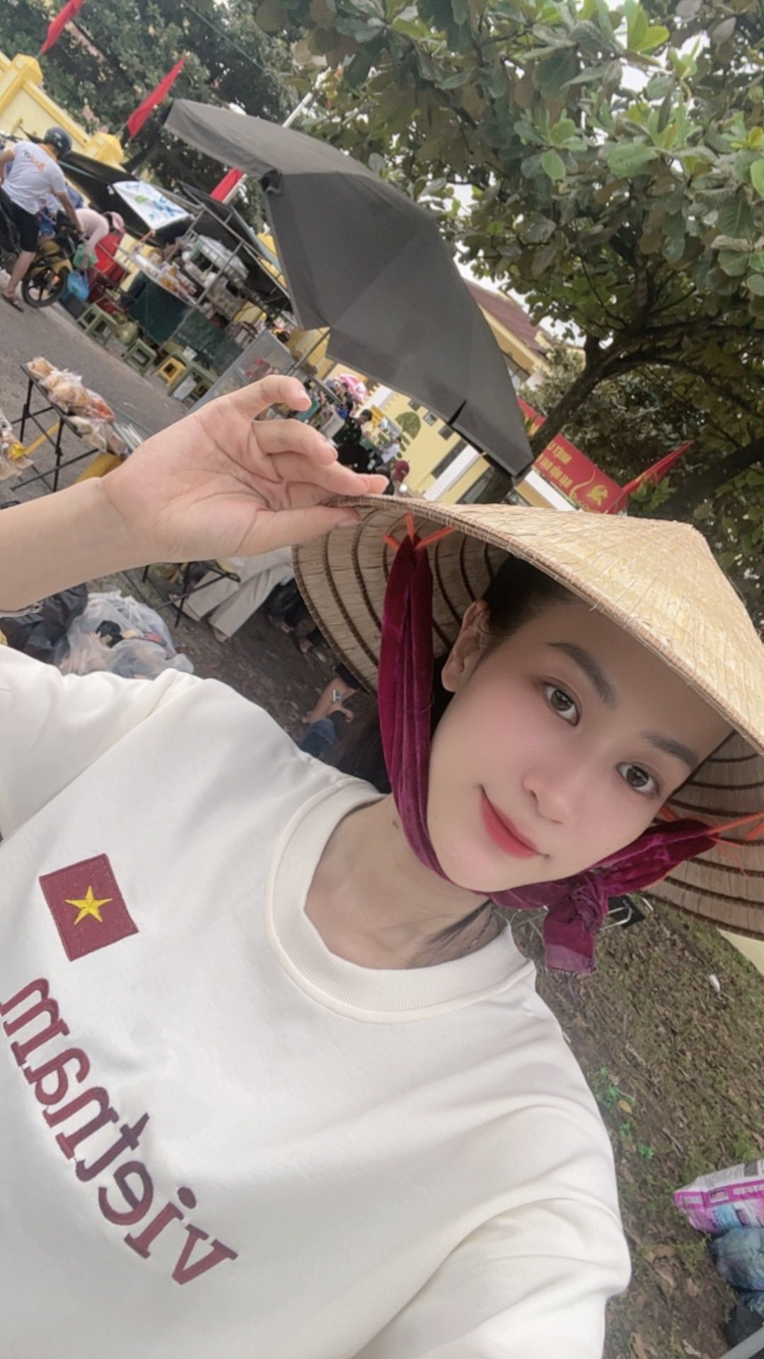 Ở cấp CLB, Kiều Trinh tiếp tục là nhân tố quan trọng trong màu áo Binh chủng Thông tin - Binh đoàn 19, góp phần giúp đội duy trì vị trí trong nhóm dẫn đầu tại giải VĐQG.