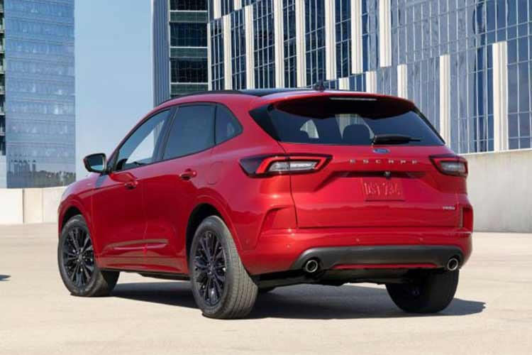 Ford đang tái cấu trúc nhà máy ở Louisville, Kentucky để chuẩn bị cho thế hệ xe điện mới có giá dễ tiếp cận hơn. Một trong những sản phẩm đáng chú ý sẽ là mẫu bán tải điện mới với giá khởi điểm khoảng 30.000 USD, dự kiến ra mắt vào năm 2027.