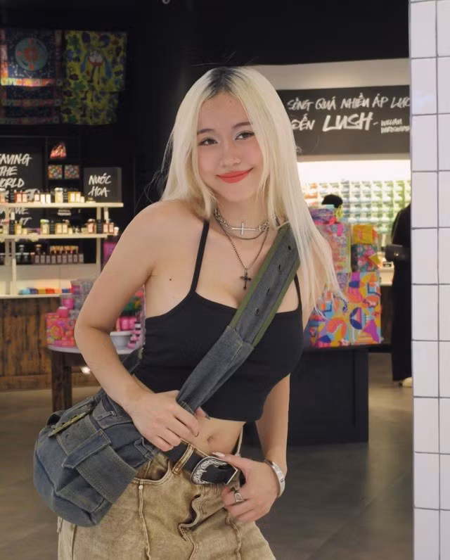 Khuê Phạm, cô nàng sở hữu hàng trăm nghìn lượt theo dõi trên các nền tảng. Chính chủ đã tạo dựng cho mình một sức hút riêng biệt.