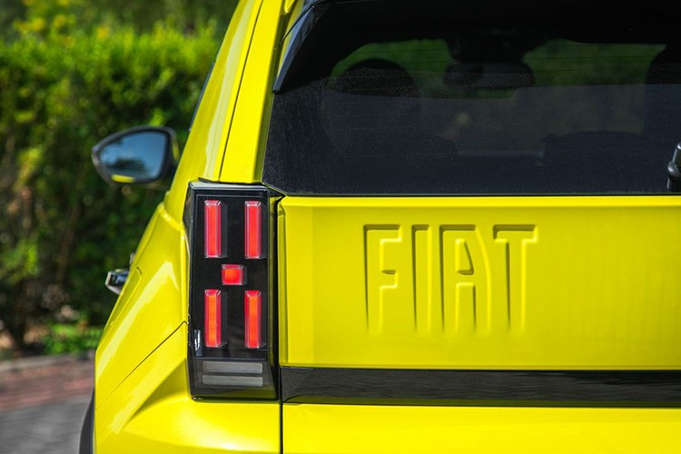 View - Fiat Grande Panda 2025 từ 17.000 USD, SUV rẻ nhất châu Âu | Báo Tri thức và Cuộc sống - TIN TỨC PHỔ BIẾN KIẾN THỨC 24H