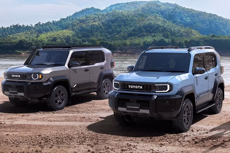 Mẫu SUV hoàn toàn mới nhà Toyota Land Cruiser FJ 2026 được xác nhận sẽ bán tại thị trường Việt Nam. Hiện Toyota Việt Nam chưa chốt thời điểm ra mắt chính thức nhưng nhiều khả năng Land Cruiser FJ 2026 sẽ tới tay người dùng Việt vào giữa năm sau.