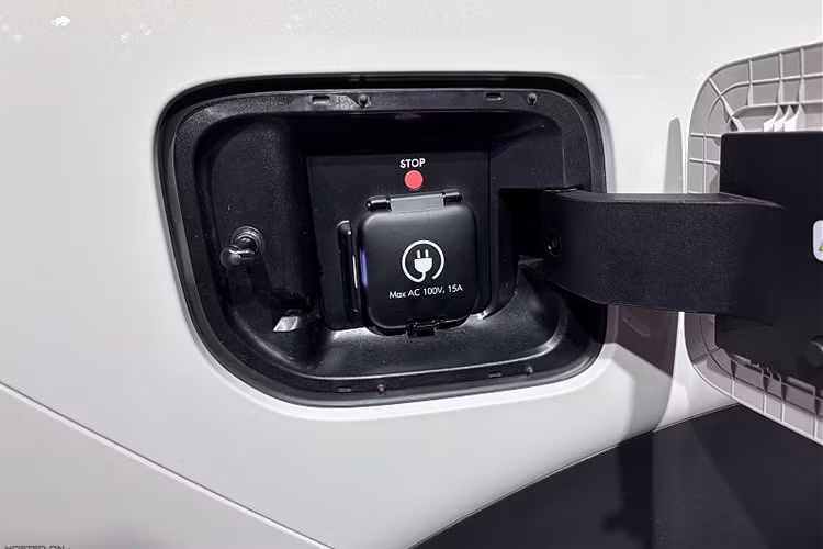 Theo hãng xe Hàn Quốc, Hyudnai Nexo là mẫu xe đầu tiên đạt chuẩn an toàn 5 sao trong chương trình thử nghiệm của Euro NCAP và giải thưởng Lựa chọn an toàn từ IIHS năm 2018. Ở thế hệ mới, Nexo hướng đến xếp hạng an toàn cao nhất.