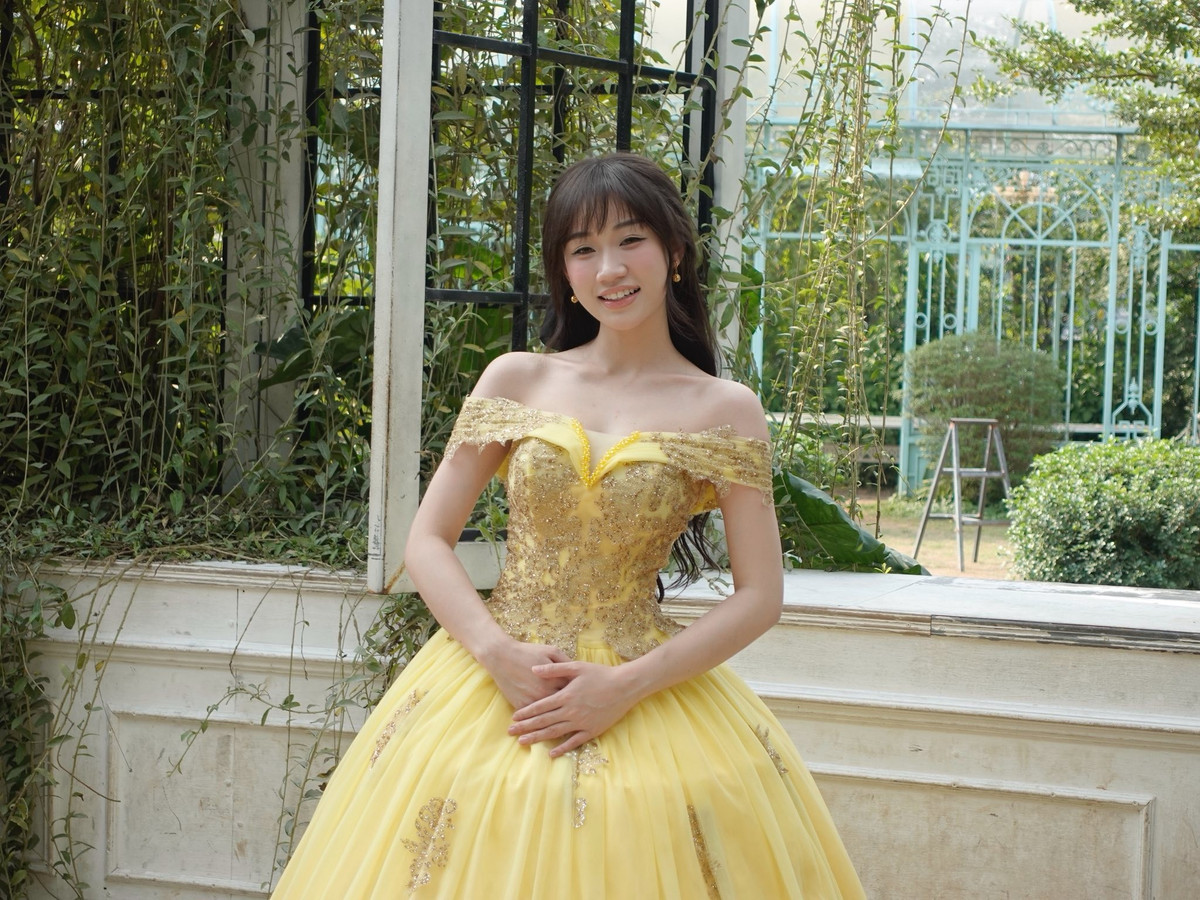 Lan Anh sở hữu nhan sắc xinh đẹp, vóc dáng cuốn hút