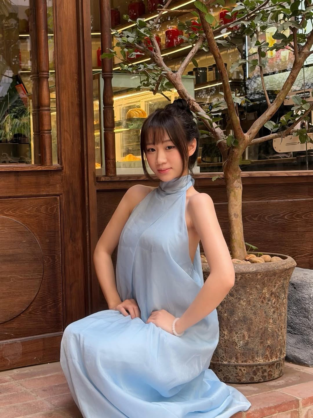 Nữ TikToker cũng thể hiện sự tự hào, “thắng đời” khi có bạn trai là cầu thủ và từng giành nhiều thành tích ấn tượng cùng đội tuyển Việt Nam.