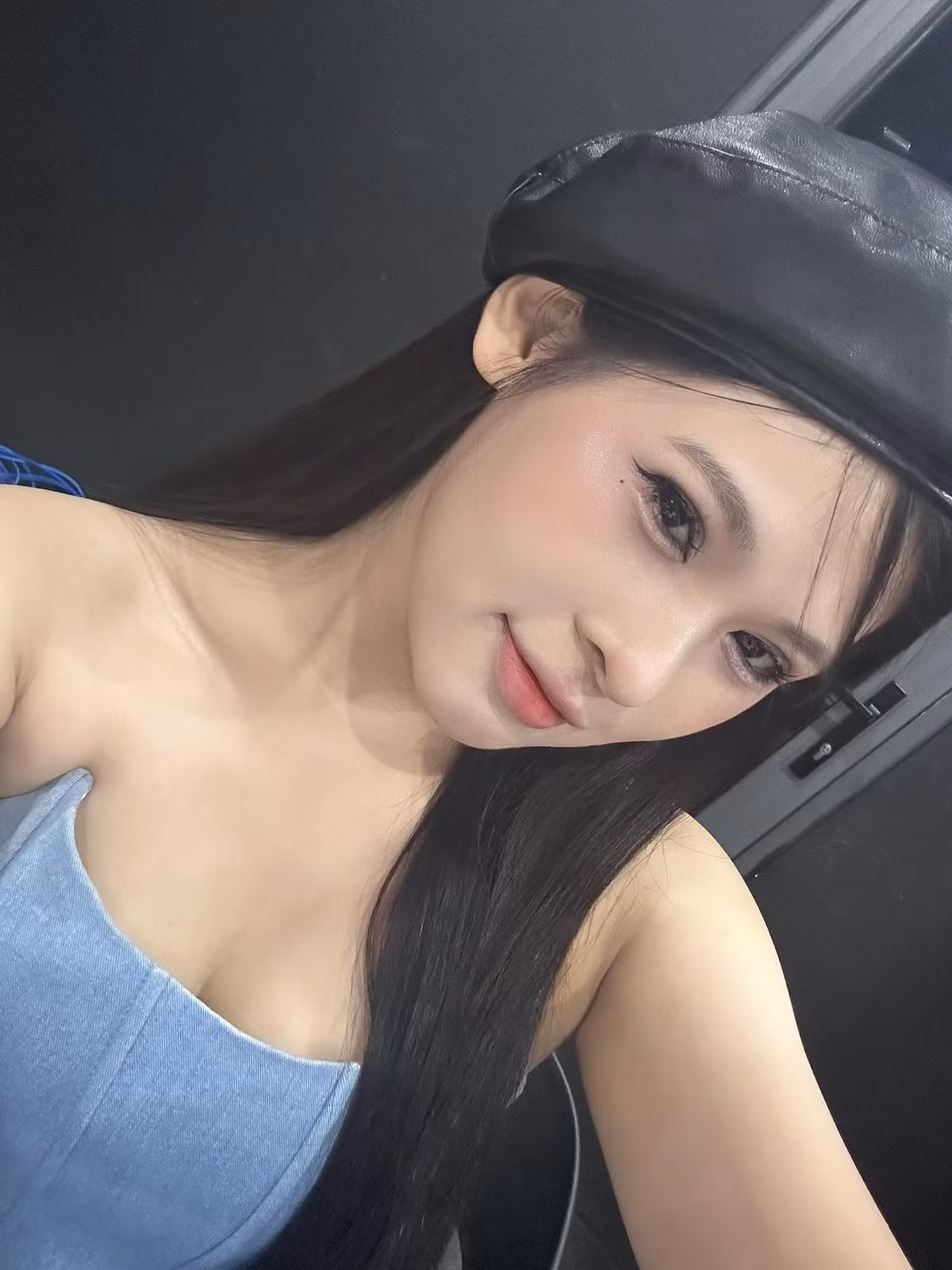 Với sự nỗ lực không ngừng nghỉ, Kim Ngân đã và đang khẳng định được vị trí của mình trong làng Esports Việt Nam. Cô không chỉ là một MC tài năng mà còn là hình mẫu của sự tự tin, dám nghĩ dám làm. Khán giả hy vọng cô sẽ mang đến những trải nghiệm mới mẻ và ấn tượng hơn nữa.