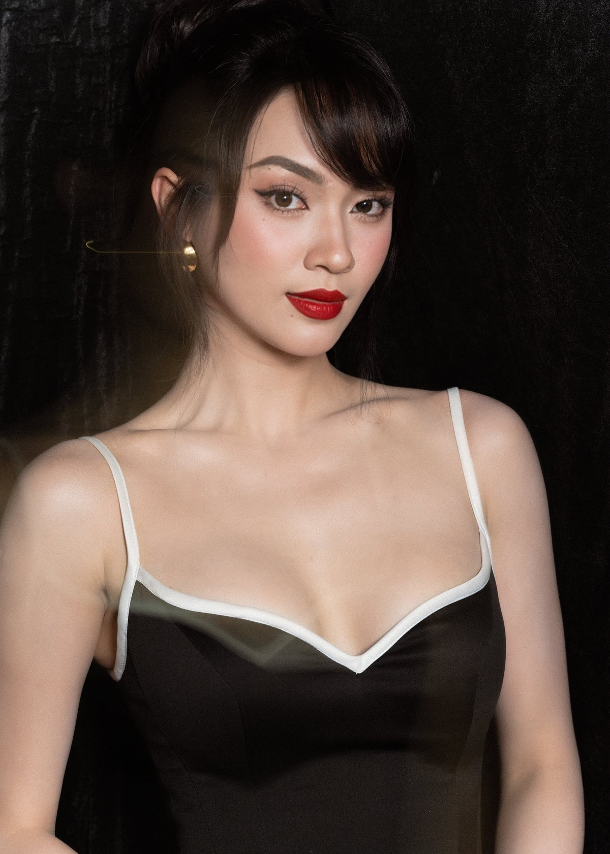 View - Cận cảnh gương mặt 'không app' của Á hậu Vũ Thúy Quỳnh | Báo Tri thức và Cuộc sống - TIN TỨC PHỔ BIẾN KIẾN THỨC 24H