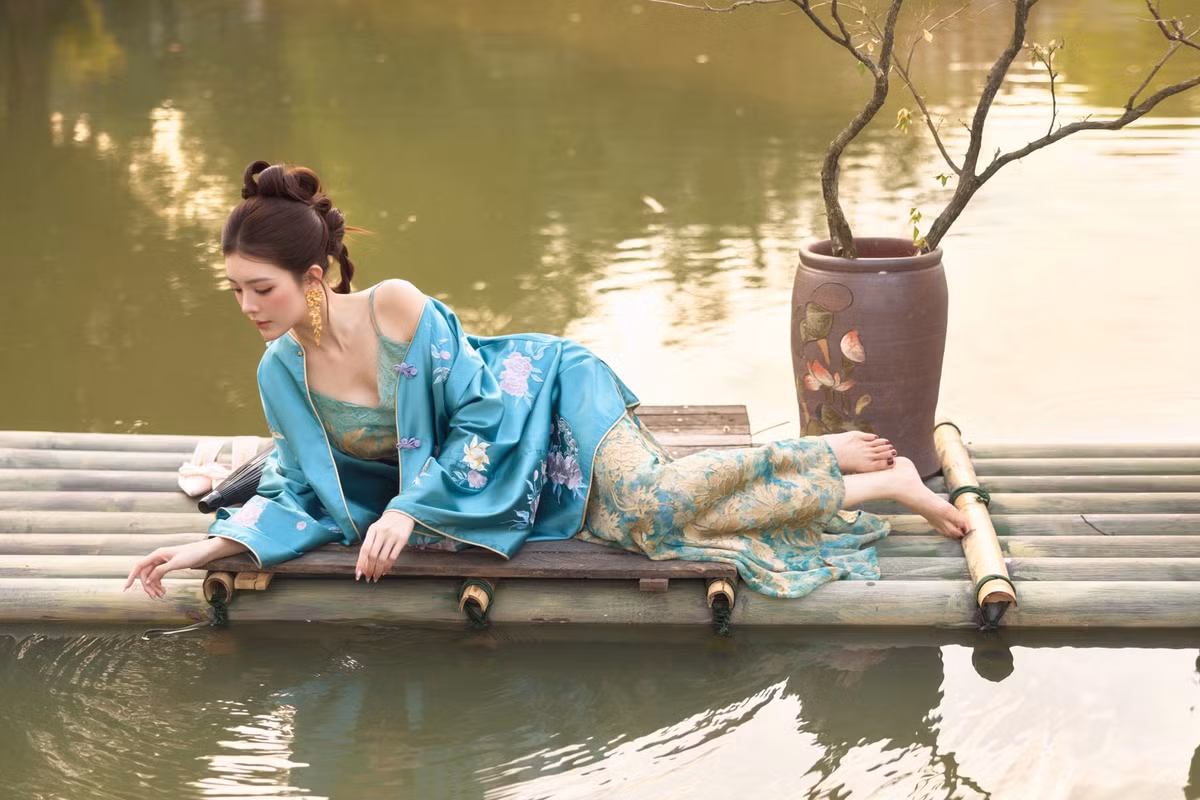 Về phong cách và ngoại hình, Lilly Luta là một trong số ít người đẹp công khai việc phẫu thuật thẩm mỹ để hoàn thiện vẻ ngoài như mong muốn. Trong năm 2025 và đầu 2026, cô cũng tích cực theo đuổi lối sống lành mạnh, thường xuyên xuất hiện năng động trên sân tập pickleball.