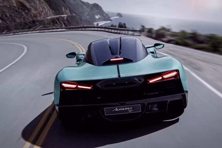 Zenvo cũng thay đổi luồng không khí chảy qua và xung quanh cửa và loại bỏ một số hốc gió ở sàn sau, nhưng những thay đổi này rất khó để nhận ra.