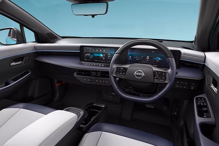 Xe sử dụng hệ dẫn động cầu trước, trang bị mô-tơ điện mã YM52 có công suất cực đại 70 kW (tương đương 218 mã lực) tại dải tua 4.400 – 11.700 vòng/phút, mô-men xoắn cực đại 355 Nm đạt từ vòng tua 0 – 4.300 vòng/phút. Hệ thống truyền động đi kèm bộ pin 78 kWh giúp xe vận hành mạnh mẽ và linh hoạt.