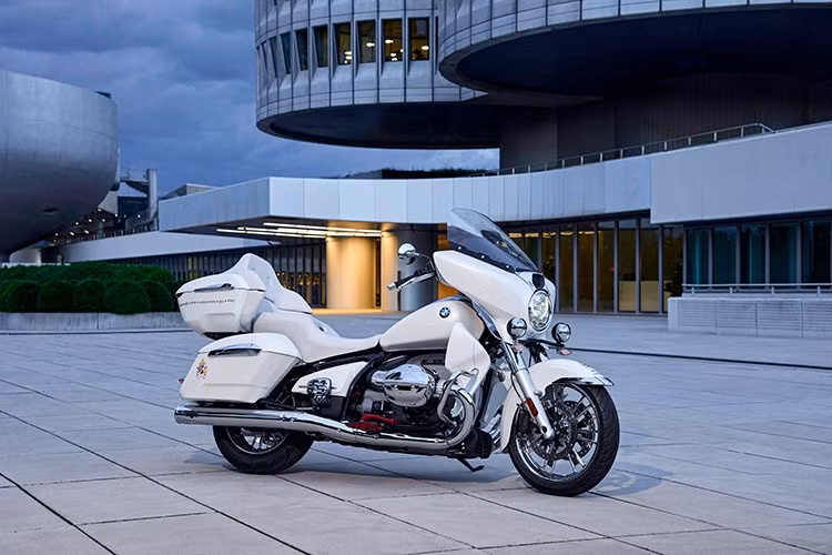 Theo ông Markus Flasch, CEO của BMW Motorrad, cho biết: "Điều ban đầu nghe có vẻ như là một ý tưởng điên rồ đã phát triển thành một chiến dịch từ thiện tuyệt vời".