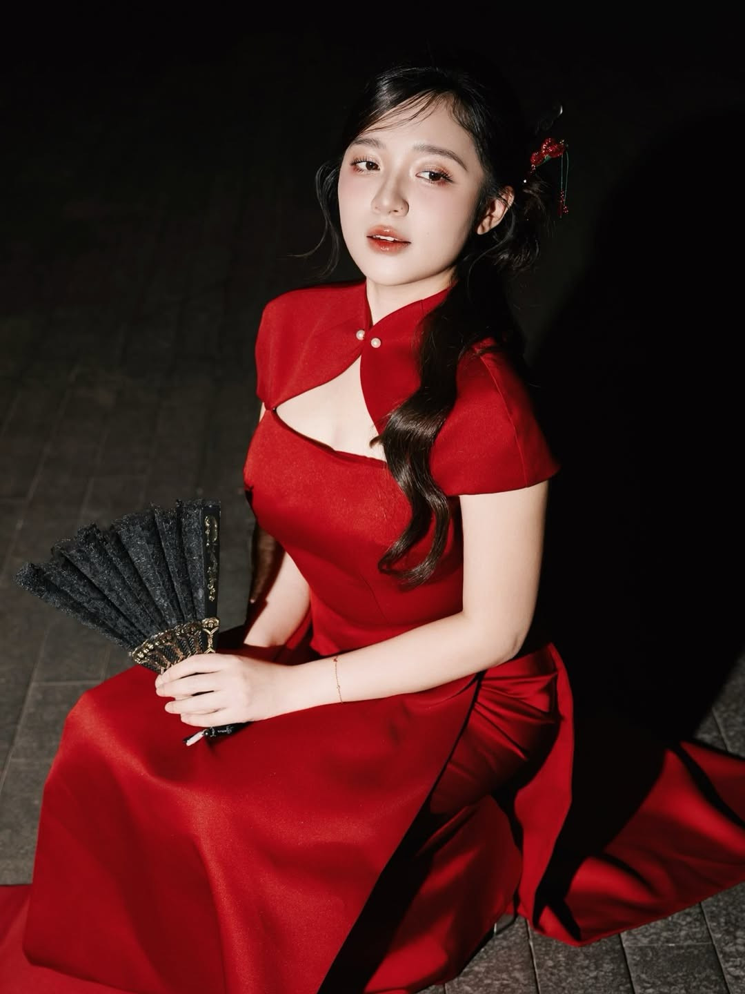 View - MC Vũ Phương Thảo khoe sắc vóc trong áo dài cách tân | Báo Tri thức và Cuộc sống - TIN TỨC PHỔ BIẾN KIẾN THỨC 24H