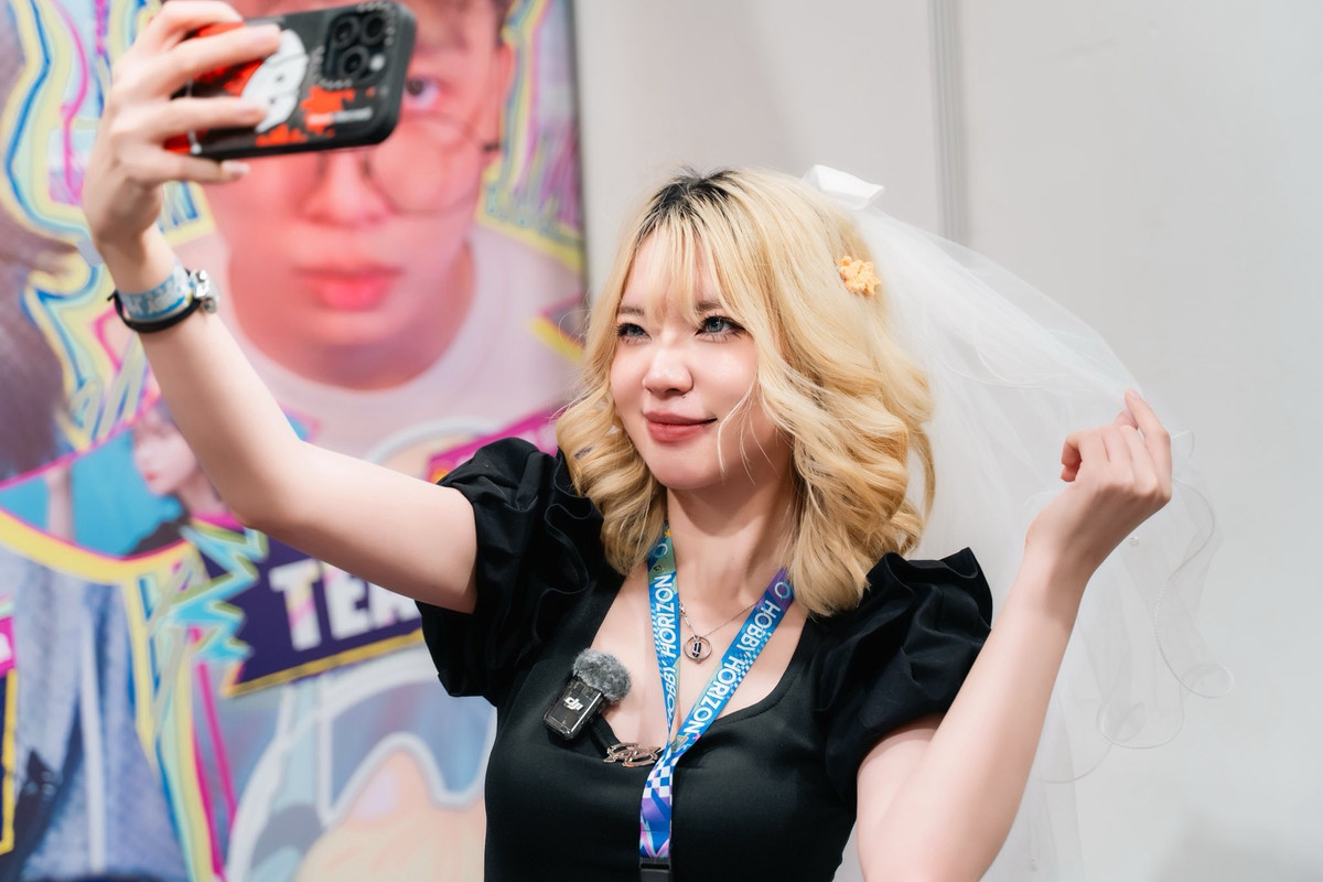 Nữ cosplayer không chỉ là một tiktoker nổi tiếng mà còn là một nghệ sĩ sáng tạo, luôn mang đến những nội dung độc đáo và đầy cảm hứng cho giới trẻ.