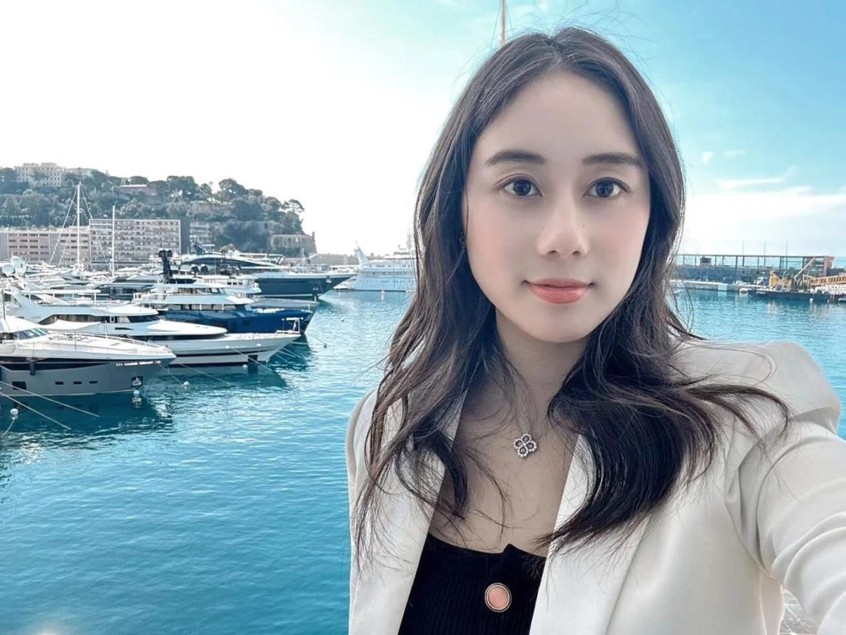 View - Danh tính cô giáo tiểu học 2.000 tỷ gây bão khắp cõi mạng | Báo Tri thức và Cuộc sống - TIN TỨC PHỔ BIẾN KIẾN THỨC 24H