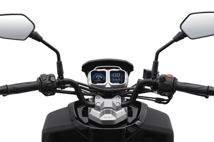 Cụm đồng hồ kỹ thuật số LCD hiển thị đầy đủ thông tin như tốc độ, vòng tua máy, điện áp ắc quy, quãng đường tổng, hành trình Trip, thời gian và đèn nhắc thay dầu.