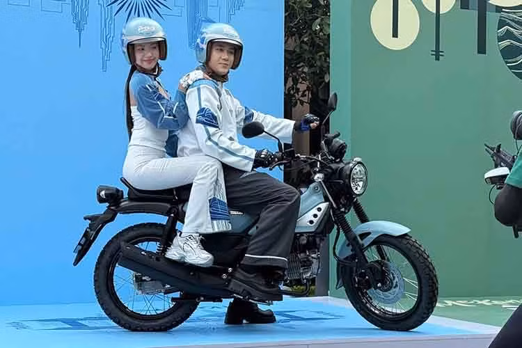 Yamaha PG-1 ABS 2025 mứoi ra mắt Việt Nam thực chất là phiên bản nâng cấp nhẹ của mẫu xe máy này, bổ sung thêm trang bị thay vì là thế hệ hoàn toàn mới. Dựa vào xe đã ra mắt tại Thái Lan hồi tháng 7/2025