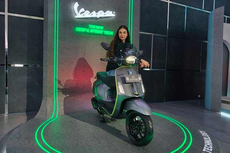 Tại thị trường Indonesia, giá xe Vespa Primavera là Rp 55.000.000 (tương đương 85,27 triệu đồng); Vespa Primavera S: Rp 57.500.000 (khoảng 89,16 triệu đồng).