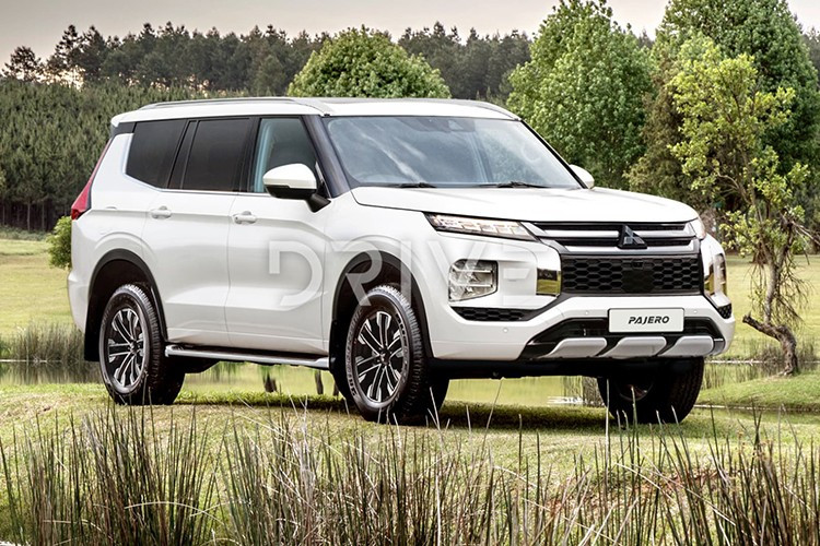 Các thông số kỹ thuật của Mitsubishi Pajero Sport đời mới vẫn còn là ẩn số. Tuy vậy theo một số nguồn tin, tế hệ tiếp theo của mẫu SUV 7 chỗ này dự kiến sẽ sở hữu khối động cơ diesel tăng áp kép 2.4L đang có mặt trên Triton tại thị trường Úc, với công suất 201 mã lực và mô-men xoắn cực đại 470 Nm.