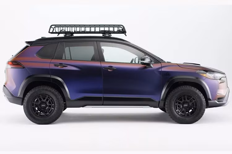 Chia sẻ về mẫu xe, ông Mike Tripp, Phó Chủ tịch Bộ phận Tiếp thị Toyota, cho biết: “Với Corolla Cross Nasu Edition, chúng tôi muốn cho thấy cách một dòng xe phổ thông có thể được tái định nghĩa để thể hiện trọn vẹn tinh thần phiêu lưu của Toyota".