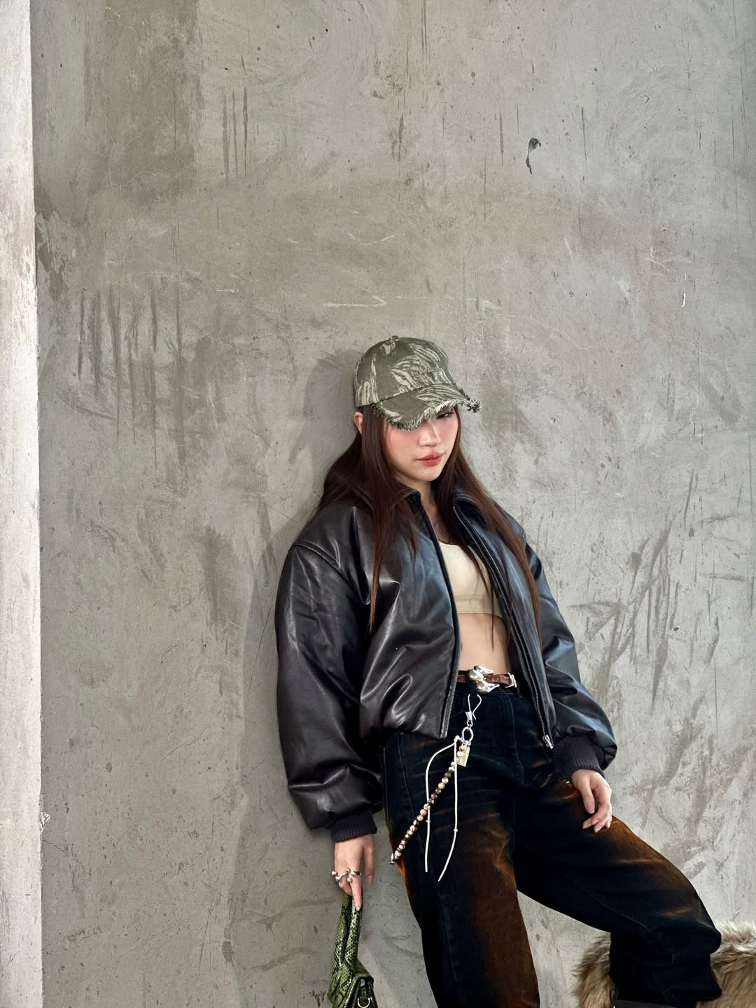 Bên cạnh vai trò MC, Khánh Vy còn là một YouTuber/Vlogger sở hữu kênh YouTube với hàng triệu người theo dõi. Nội dung của cô tập trung vào việc học ngoại ngữ, phát triển bản thân và chia sẻ năng lượng tích cực, truyền cảm hứng cho giới trẻ Việt Nam.