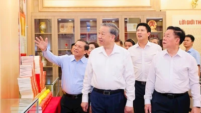 95 năm giữ "ngọn cờ" tiên phong trên mặt trận tư tưởng