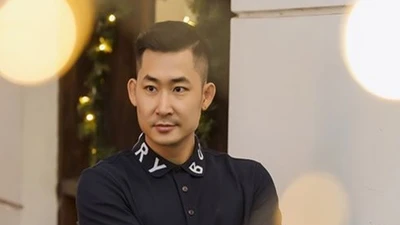 Ồn ào giữa Trọng Nhân “Hoa hồng trên ngực trái” và chủ tiệm bánh bò