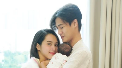 Quỳnh Lương - Tiến Phát đón con gái gia nhập tổ ấm