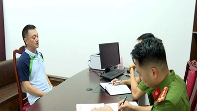 Vi "ngộ" chi 350 triệu "chạy án" cho phạm nhân giết bạn tù