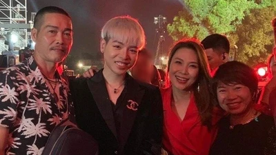 Gia đình Đức Phúc viết thư cảm ơn Mỹ Tâm vì 'cú bấm chọn thay đổi số phận’